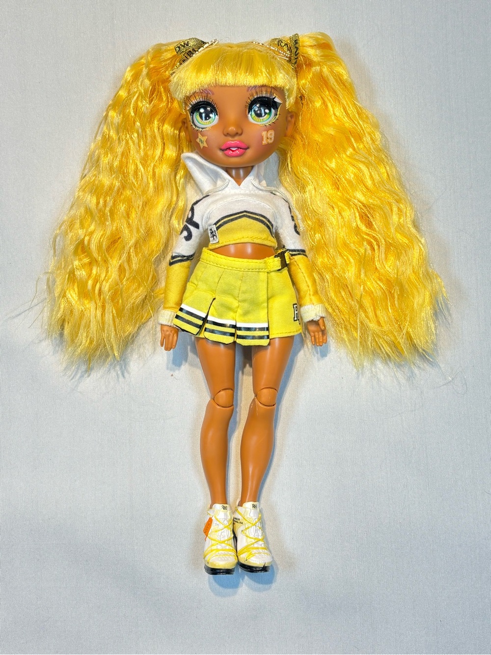 🌈 Rainbow High Cheer Sunny Madison Doll 🌈